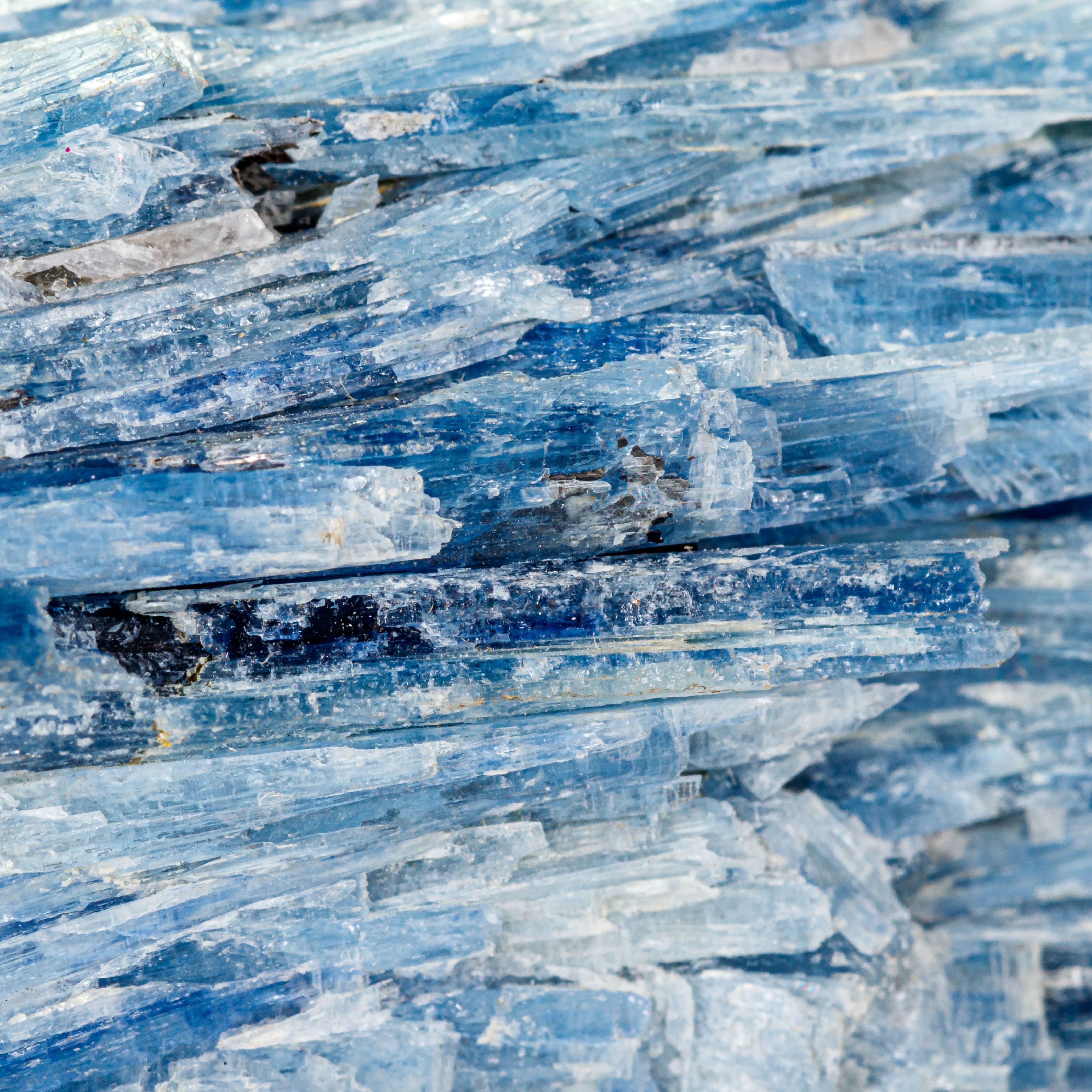 CYANITE