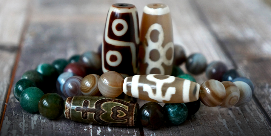 agate dzi