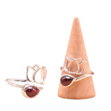Lotus-Ring mit Rhodolith-Granat & 925er Silber – Liebe & Vitalität - Tibetwelt