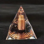 Orgonite Pyramide Bouclier Noir – Obsidienne