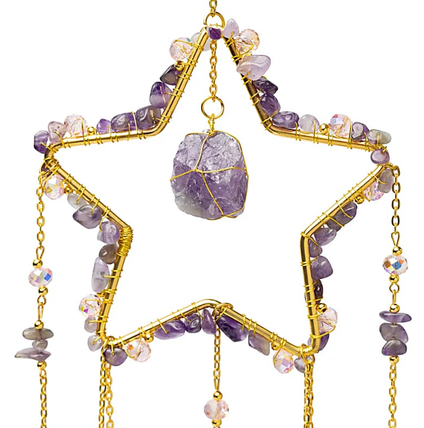Attrape-Soleil Étoile Améthyste – Sérénité, Élévation et Harmonie Spirituelle: pendentif étoile en pierres d’améthyste entouré de fils dorés et chaînes délicates.