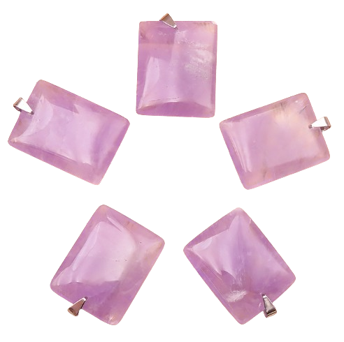 Pendentif Claris – AméthystE pendentifs en améthystelumineuse disposés avec attaches argentées