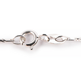 Chaîne Clarté Éternelle – Maille Épi en Argent 925, close-up fermoir et maillons argentés brillants.