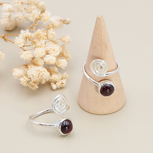 Bague Spirale de vitalité grenat rhodolite AAA & argent 925 - univers tibet