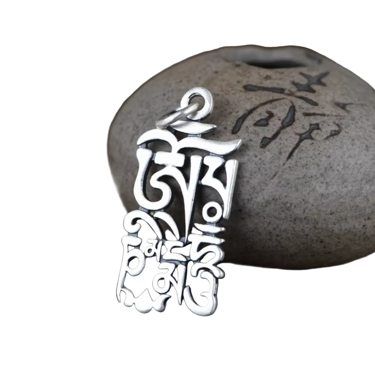 Pendentif Bouddhiste Om Mani Padme Hum Argent 925